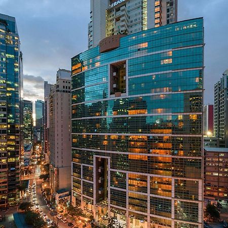 Fraser Place Manila Makati City Buitenkant foto