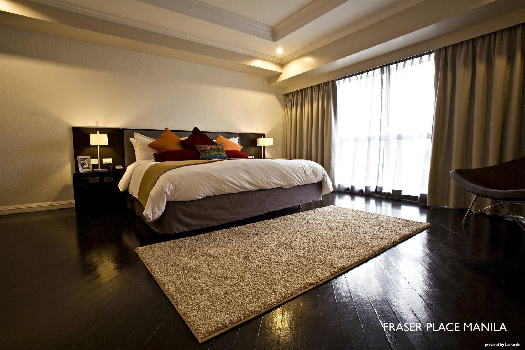 Fraser Place Manila Makati City Buitenkant foto